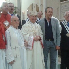 La prima visita del vescovo Cornacchia alla chiesa dello Spirito Santo