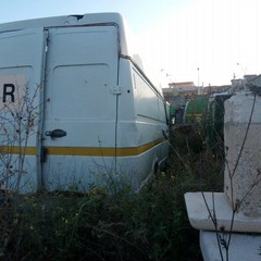 Discarica al De Pergola. Anche i camion della Del Fiume