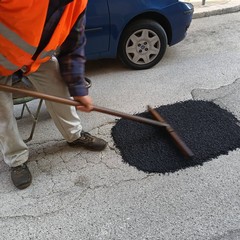 Colmatura buche stradali - marzo 2026