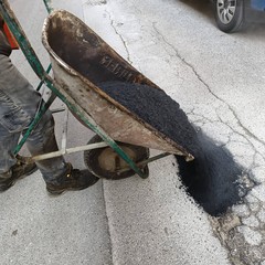 Colmatura buche stradali - marzo 2026