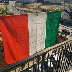 Tricolore sui balconi