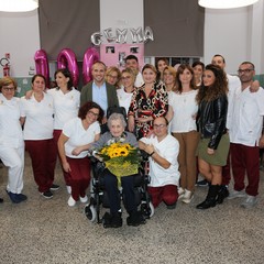 gemma e il personale della struttura Chicco di Frumento Giovinazzo JPG