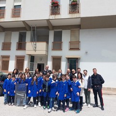 A scuola di legalità: gli studenti in visita alla caserma dei Carabinieri