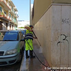 Pulizia e lavaggio strade e scuole