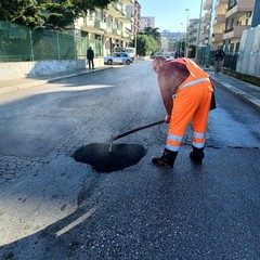 Buche stradali ricoperte