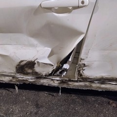 Carambola fra auto di notte in via Molfetta, sei quelle danneggiate