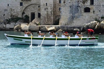 L'imbarcazione femminile giovinazzese