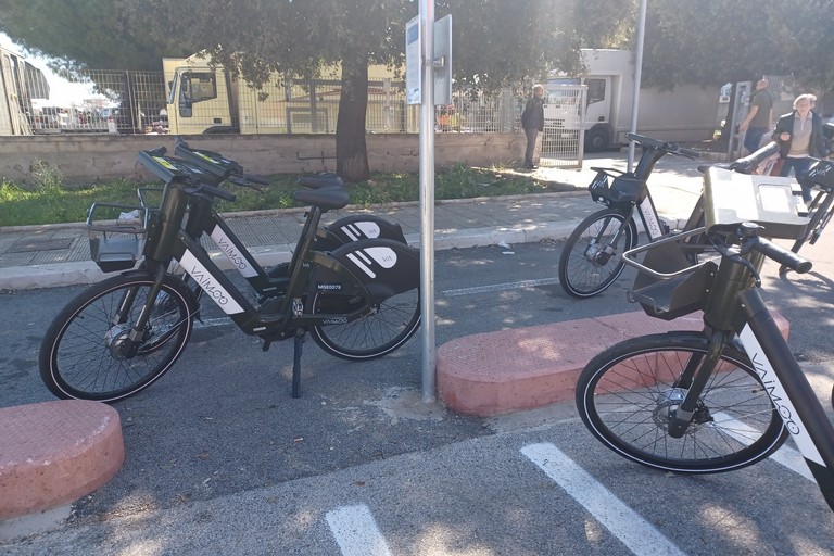 Bike sharing - bici fuori dagli stalli