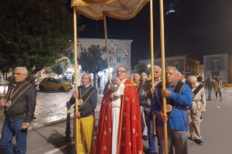 Processione della Croce. <span>Foto Gianluca Battista</span>