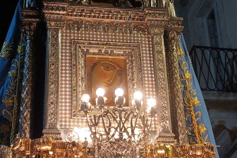 Processione icona Maria SS di Corsignano: il racconto e LE FOTO