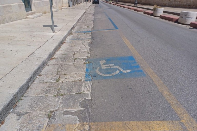 Stallo disabili