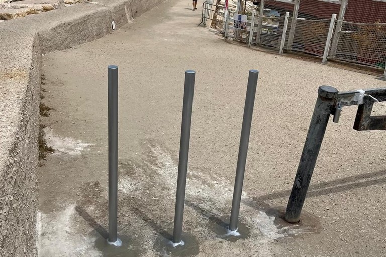 Paletti molo di Ponente