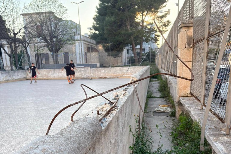 Fossato senza recinzione a Villa Spada. <span>Foto Civica 22</span>