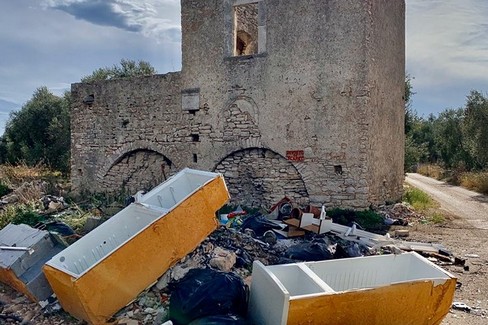 Discarica a Torre Bonvino