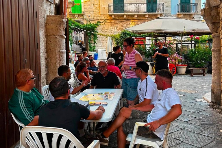 Aueje con Pro Loco e CT Cipparoli. <span>Foto Pro Loco Giovinazzo </span>