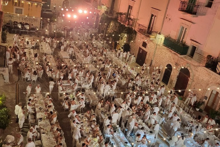 Giovinazzo en blanc. <span>Foto Staff sindaco </span>