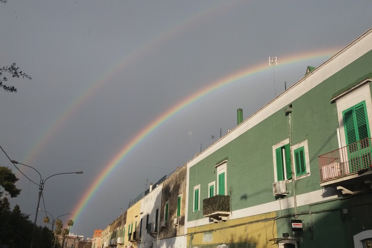 Doppio arcobaleno su Giovinazzo. <span>Foto Gianluca Battista</span>