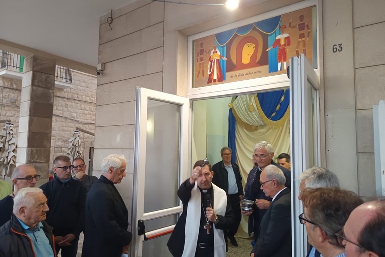 La benedizione di mons. Turturro