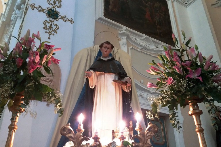 La statua esposta in San Domenico. <span>Foto Gianluca Battista</span>