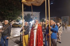 Ieri sera la processione della Croce a Giovinazzo - FOTO