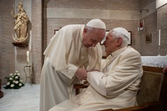 La Diocesi in preghiera per le condizioni di Papa Ratzinger