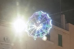 Luminarie natalizie, PVA all'attacco dell'amministrazione comunale