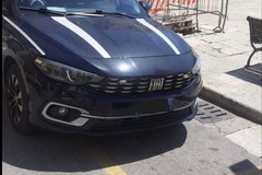 Auto della Polizia Locale su stallo disabili? La risposta dell'assessore Arbore
