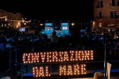 "Conversazioni dal mare": Melandri, Cuzzocrea e Formigli in Cala Porto. Il programma del sabato