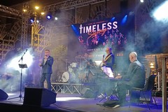 La Dave's Big Band diverte piazza Vittorio Emanuele II