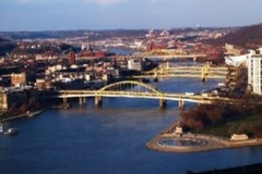 I ponti di Pittsburgh, a Giovinazzo la mostra fotografica di Michele Decicco