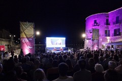 Le porte dell’estate culturale pugliese si aprono con "Conversazioni dal mare" a Giovinazzo