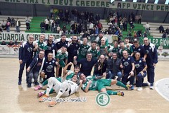 Il Defender Giovinazzo gioca a tennis, 6-1 all’Academy Pescara