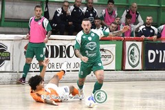 Il Defender Giovinazzo C5 scivola in casa, la Cadi Antincendi Futura vince 1-3