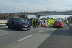 Maxi tamponamento sulla 16 bis: tre auto coinvolte, altrettanti feriti