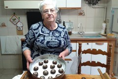 Nonna Angela prepara i sasanelli
