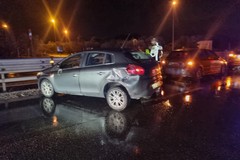 Incidente sulla strada statale 16 bis: coinvolte due auto, nessun ferito