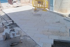 Aperto a Giovinazzo il cantiere per il basolato tra via Marina e piazza Duomo