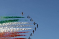 TUTTE LE FOTO delle Frecce Tricolori a Giovinazzo