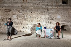 “Una questione di soldi”, Gabriella Genisi a Giovinazzo per il suo ultimo romanzo