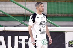 Piscitelli spinge il Defender Giovinazzo: «Dobbiamo vincere, vogliamo i play-off»