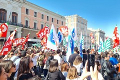Vertenza Network Contacts, dipendenti in piazza a Bari