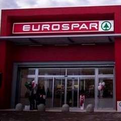 Apre l'Eurospar. Colaprice: «Gli iper danneggiano il piccolo commercio»