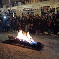 Funerale del Carnevale a Giovinazzo: FOTO e VIDEO