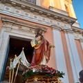 Centinaia di fedeli per le strade di Giovinazzo per il Sacro Cuore di Gesù - FOTO