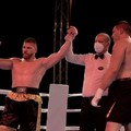 Boxe, Squeo vola sull'ottovolante: Bozinovic kot al secondo round