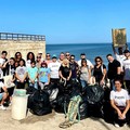 2hands Giovinazzo ripulisce la costa sud: eliminati 428 kg di rifiuti