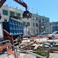 Abbattuto ex chiosco fioraio nei pressi del PalaPalmiotto
