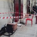 Tragedia sfiorata. Crolla un pezzo di balcone, nessun ferito