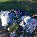 Il Comune di Giovinazzo ripulisce l'agro. Sollecito: «Stato pietoso delle campagne»