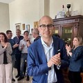 Il sindaco di Giovinazzo festeggia il compleanno con i dipendenti comunali